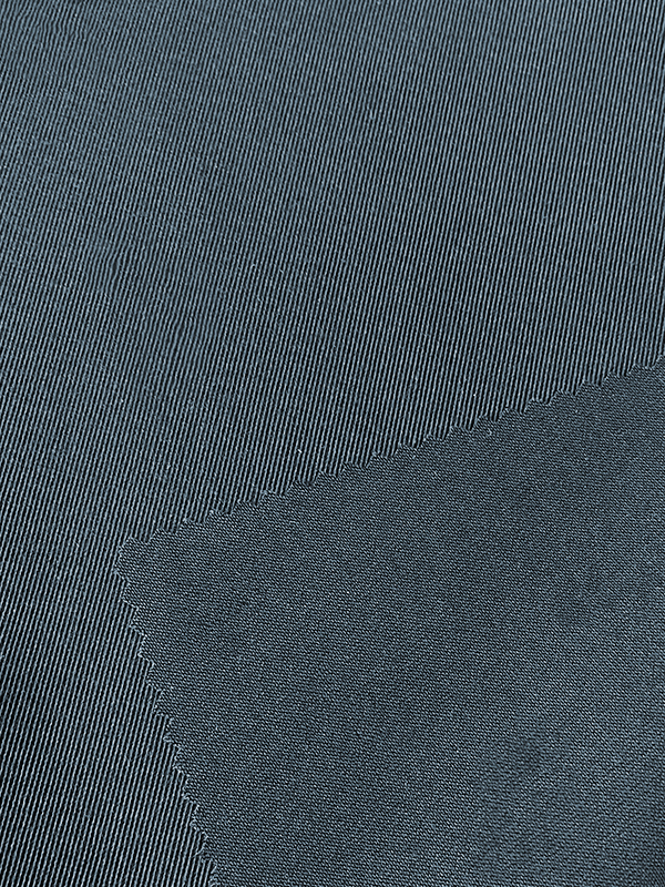 TR SUITING AH-73798 72%T+28%R Høy styrke og god elastisitet