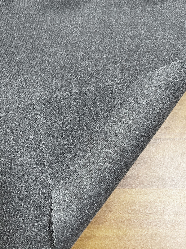 BØRSTET VEVT AH-47780 70%T+28%R+2%SP Rynkebestandig og slitesterk, myk å ta på