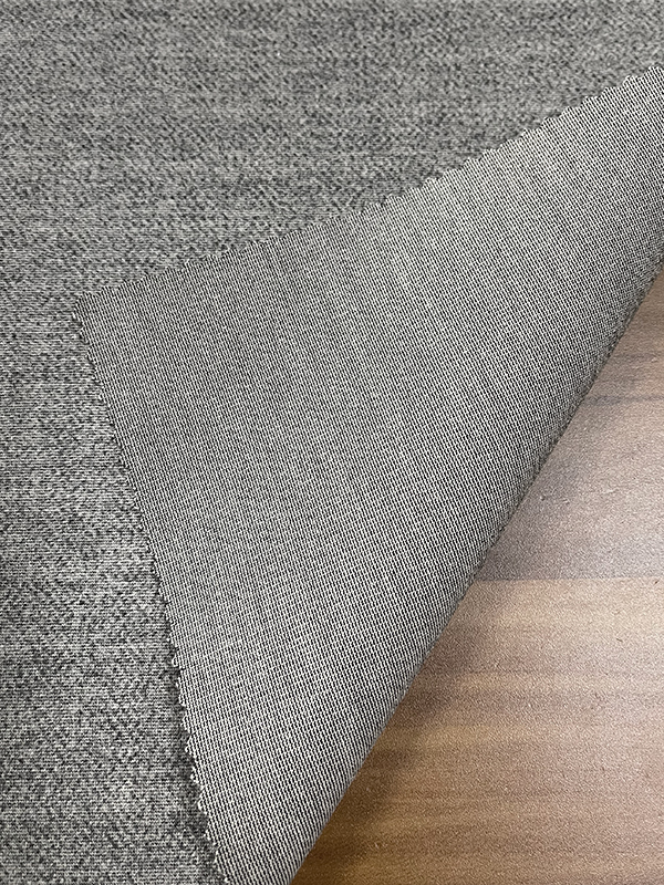 BONDED FABRIC AH-22048-1 52%T+44%R+4%SP har god varmekonservering og luftgjennomtrengelighet. BONDED FABRIC AH-22048-1 52%T+44%R+4%SP har god varmekonservering og luftgjennomtrengelighet.